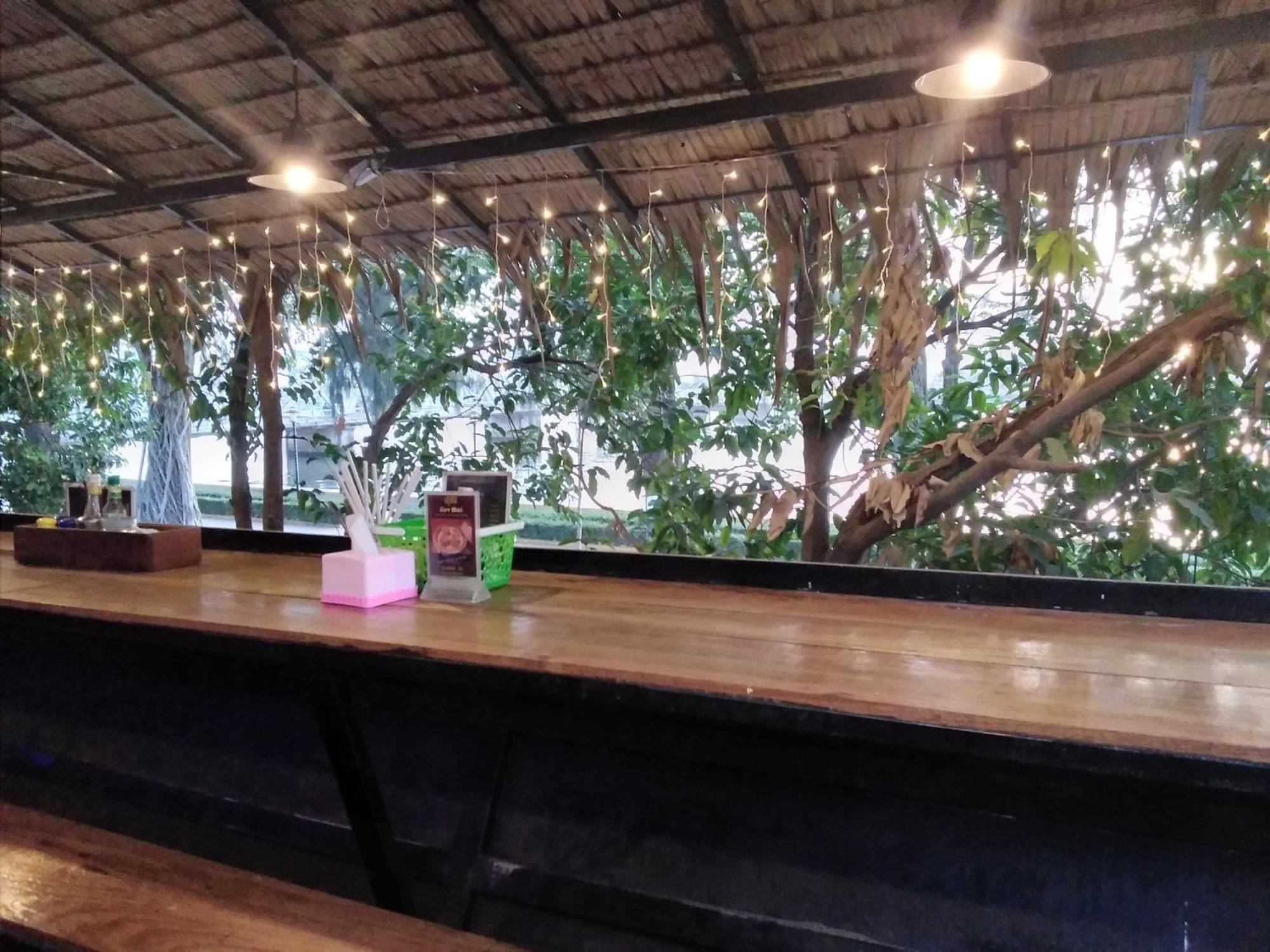 Ecran Riverfront Guesthouse Kampot Extérieur photo
